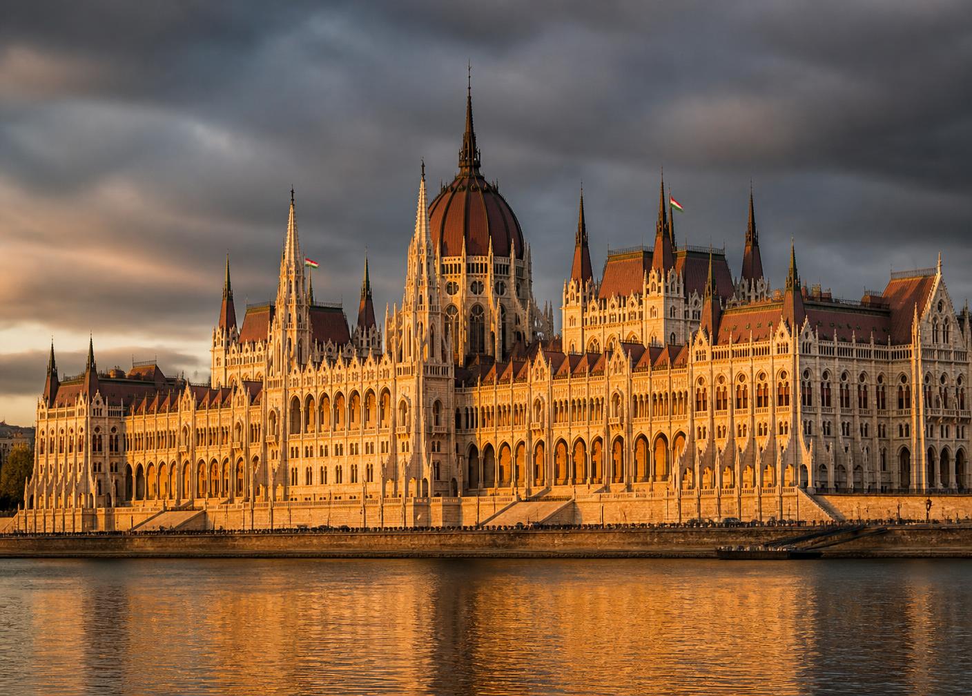 Központi irodánk a magyar parlament mellett